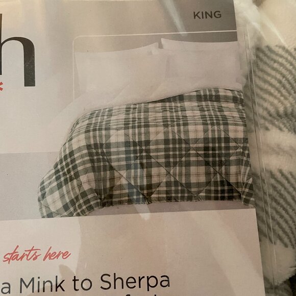 JCPenney DISCONTINUED VINTAGE Cozy Ultra Mink Sherpa Reversible KING Comforter - Picture 2 of 10